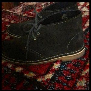 CLARK’s Desert Boots!  Size 9